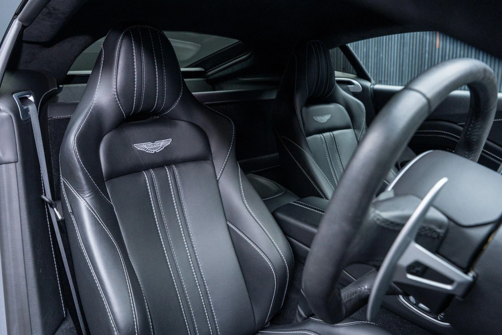 Aston Martin Vantage 4.0 V8 Euro 6 Grey #2