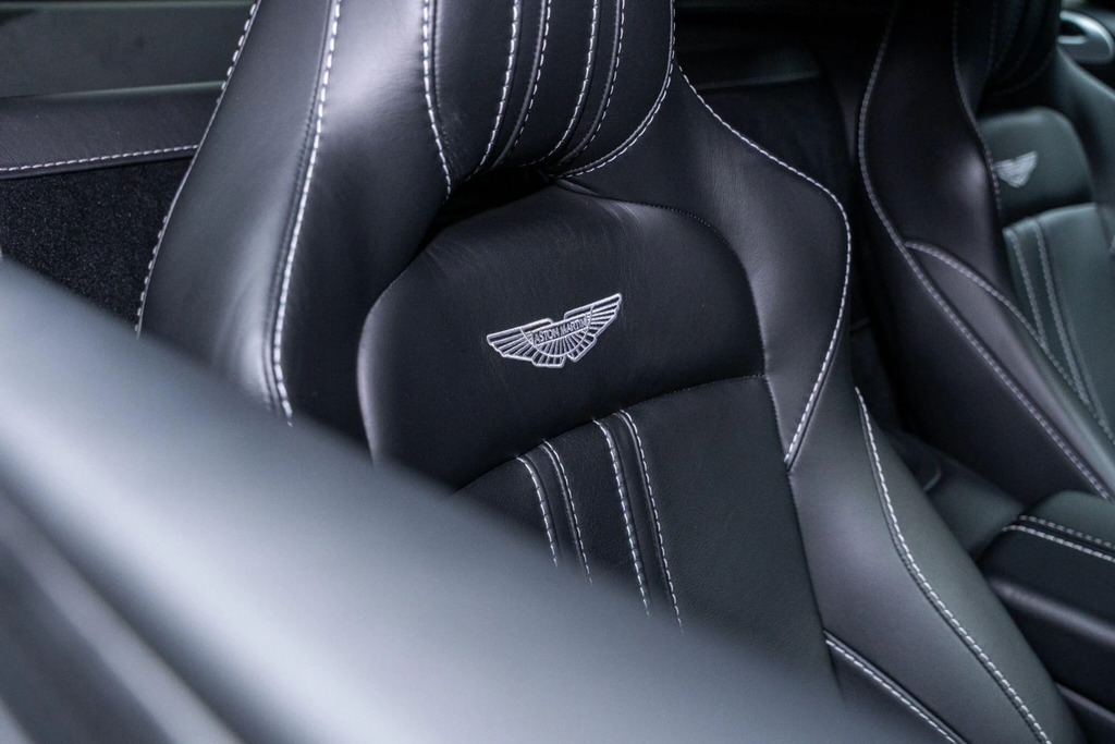 Aston Martin Vantage V8 Black #16