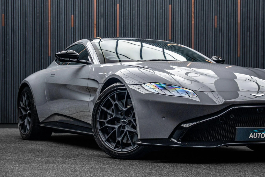 Aston Martin Vantage V8 Black #7
