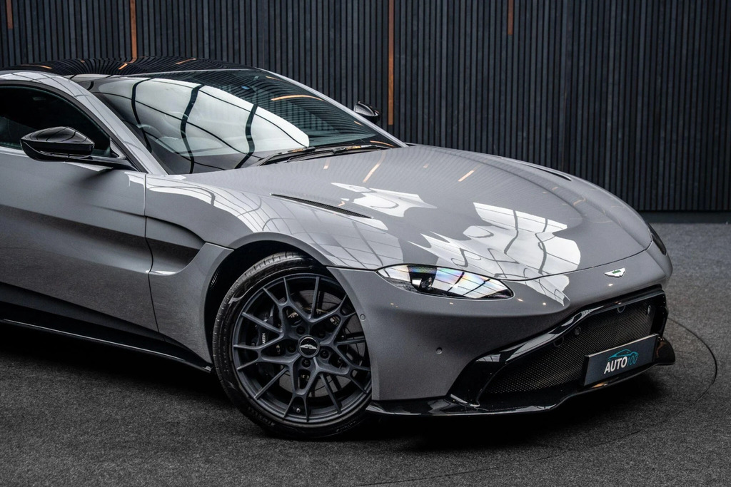 Aston Martin Vantage V8 Black #9