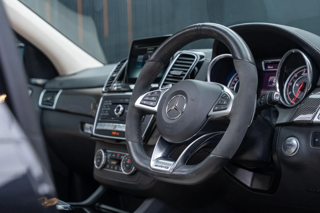 Mercedes-Benz GLE Coupe 3.0 Gle350d V6 Amg Line Coupe G-tronic 4Matic Euro Silver #36