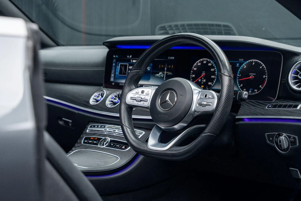 Mercedes-Benz E Class 2.9 E400d Amg Line Premium Cabriolet G-tronic 4 Grey #4