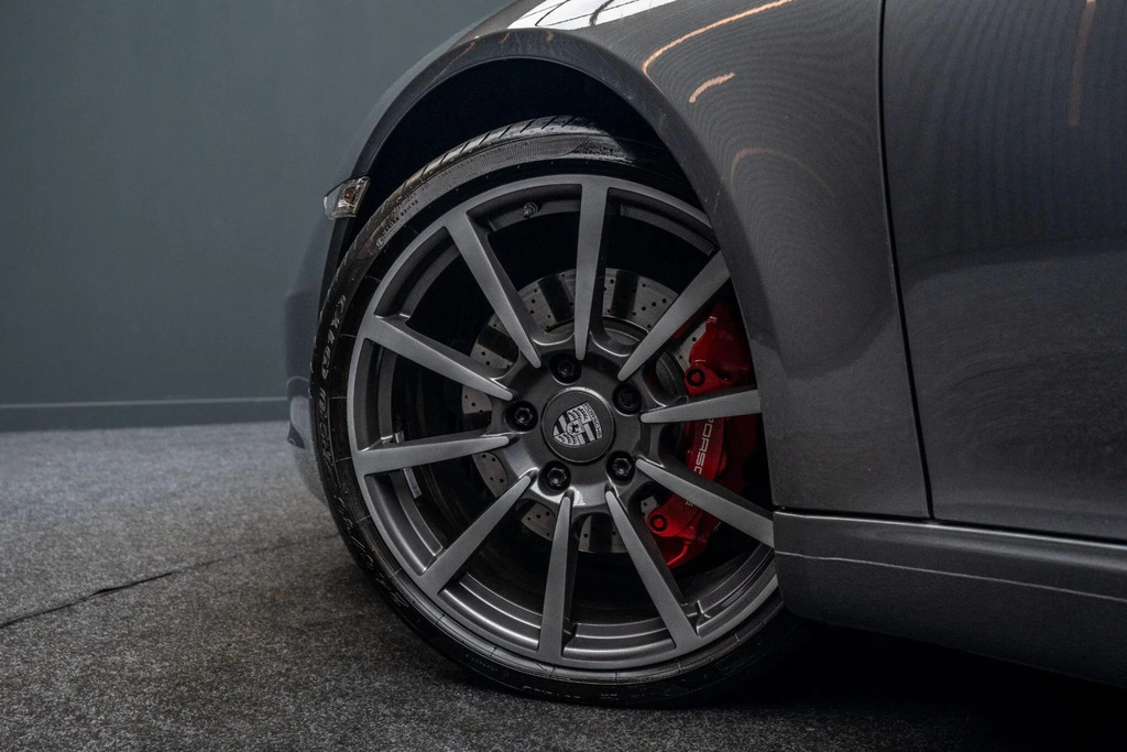 Porsche 911 Black #13