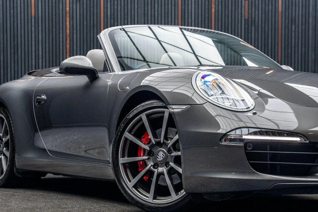 Porsche 911 Black #7