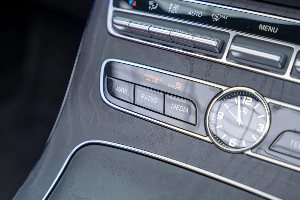 Mercedes-Benz E Class E 200 Amg Line Edition Grey #19