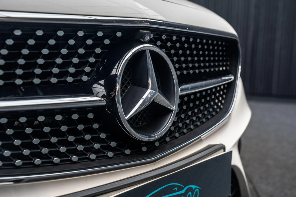 Mercedes-Benz E Class E 200 Amg Line Edition Grey #30