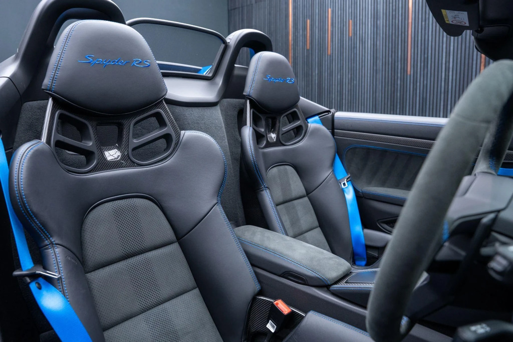 Porsche 718 Spyder 4.0 Rs Pdk White #12