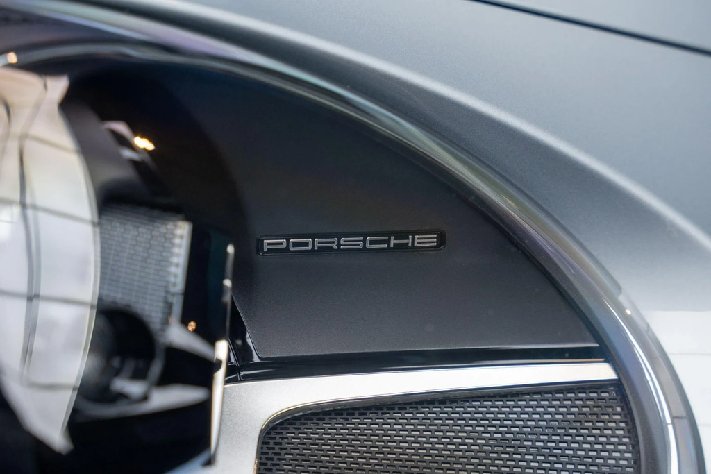 Porsche 911 2dr Pdk Grey #25
