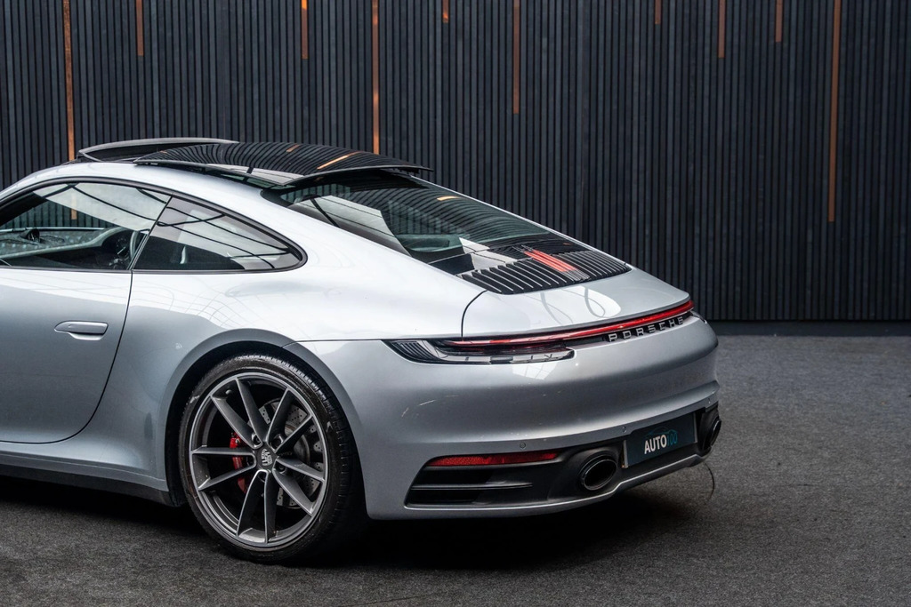 Porsche 911 2dr Pdk Grey #19