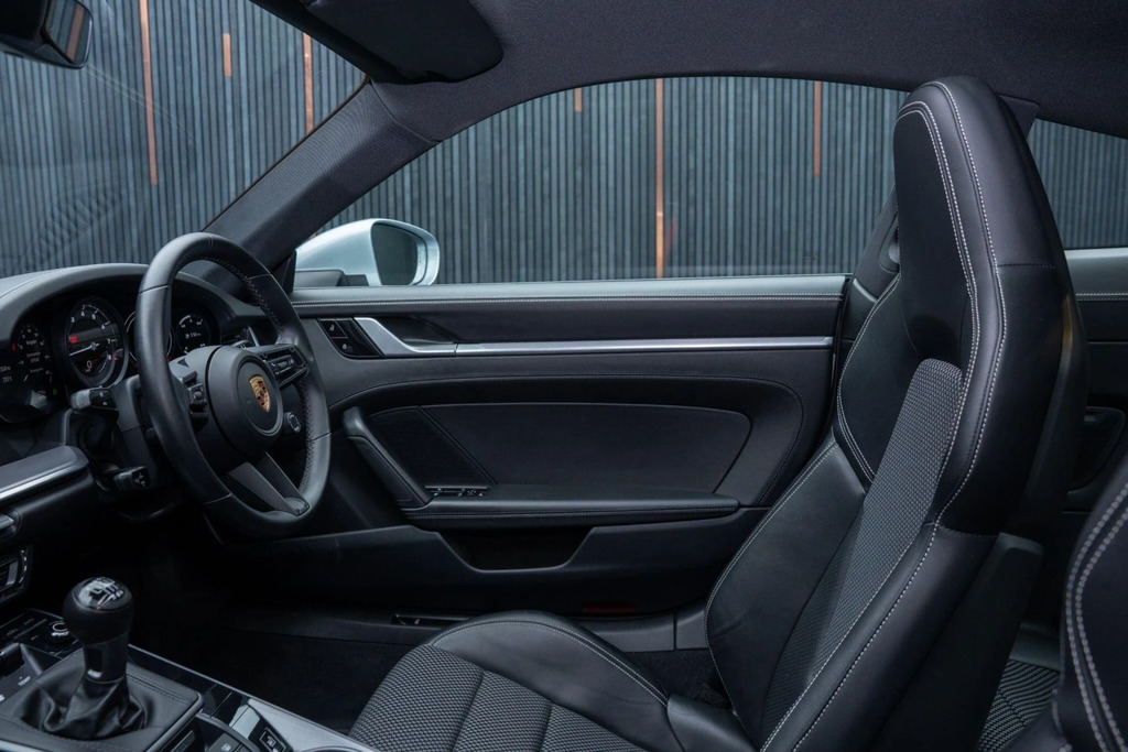 Porsche 911 2dr Pdk Grey #43