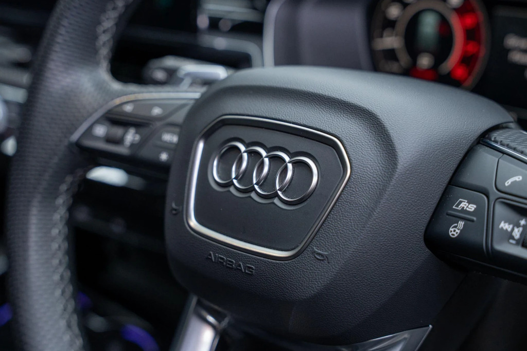 Audi RS4 Avant Estate Grey #36