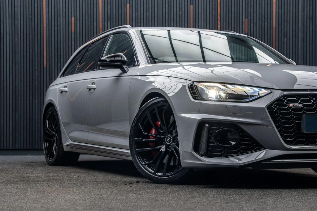Audi RS4 Avant Estate Grey #7