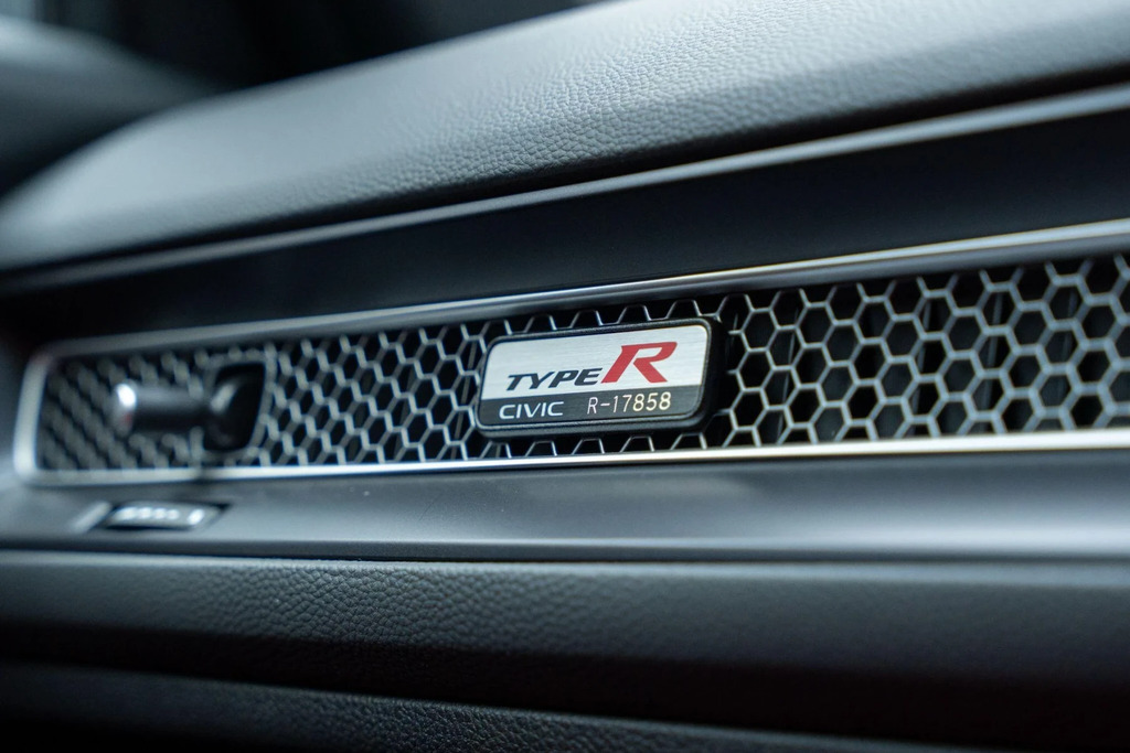 Honda Civic Vtec Type R White #36