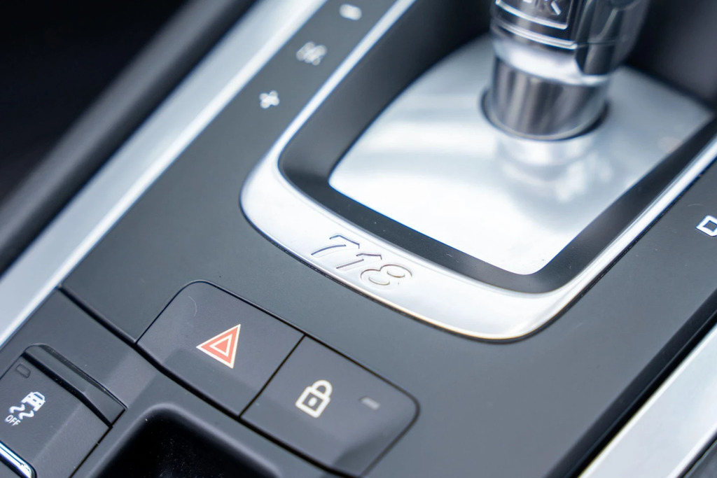 Porsche 718 Boxster S #29