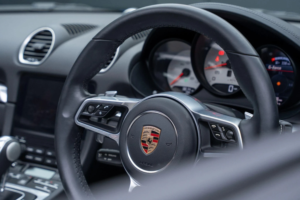 Porsche 718 Boxster S #43