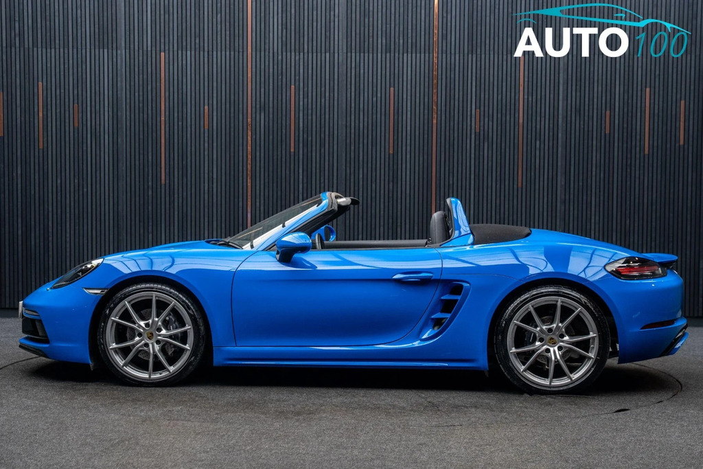 Porsche 718 Boxster S #15