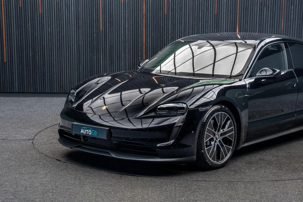 Porsche Taycan Performance Plus 93.4Kwh Rwd 11Kw Charge Black #5