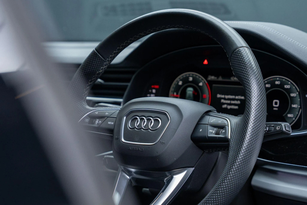 Audi Q8 Sq8 Black Edition Black #46
