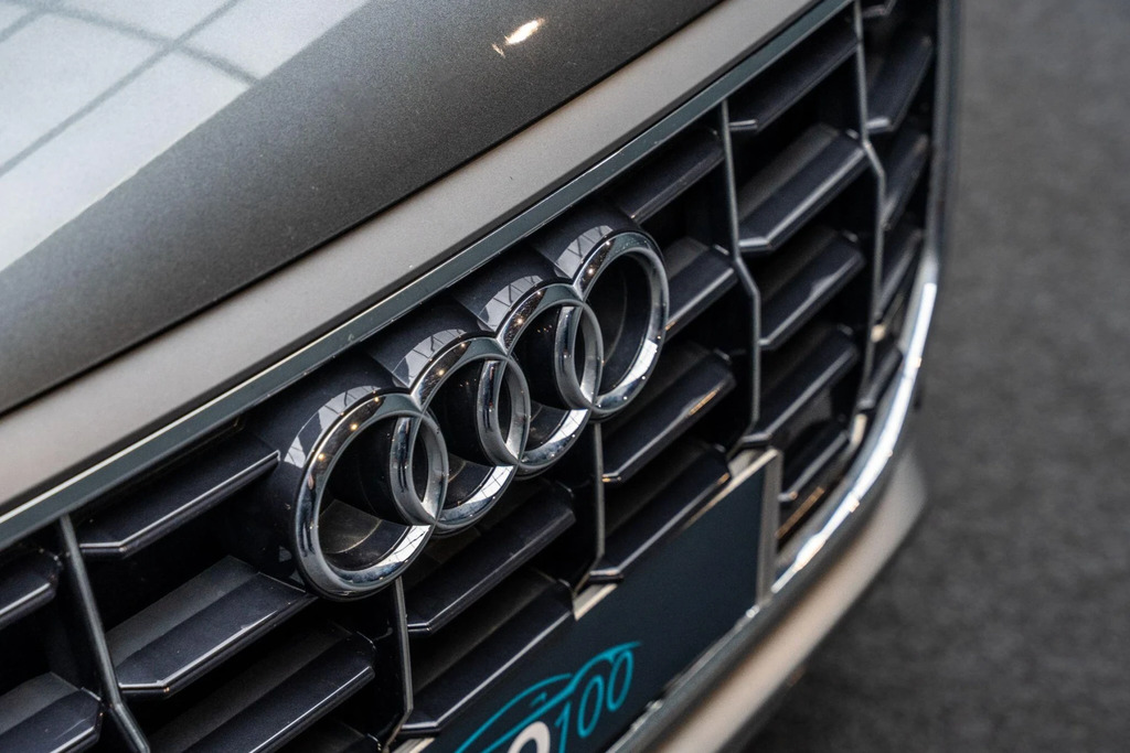 Audi Q8 Sq8 Black Edition Black #32