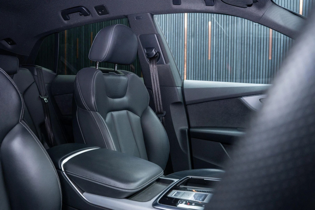 Audi Q8 Sq8 Black Edition Black #38
