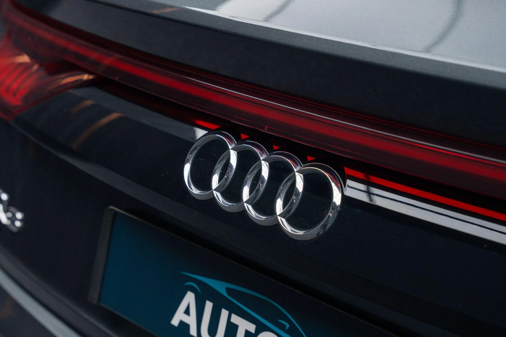 Audi Q8 Sq8 Black Edition Black #25