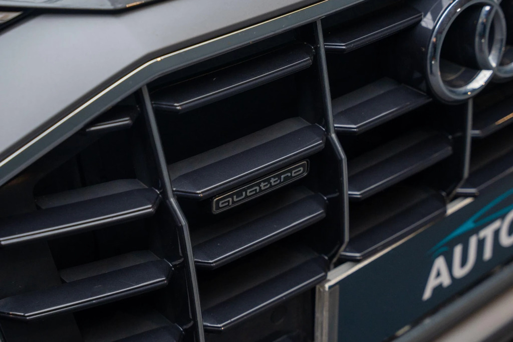 Audi Q8 Sq8 Black Edition Black #36