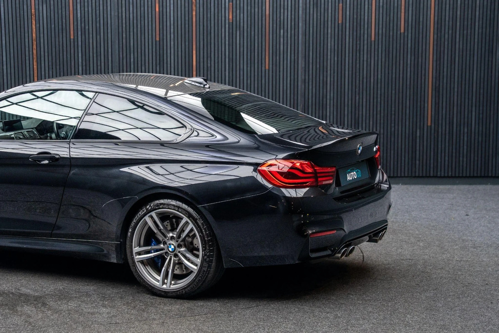 BMW M4 M4 Competition Edition Package White #19