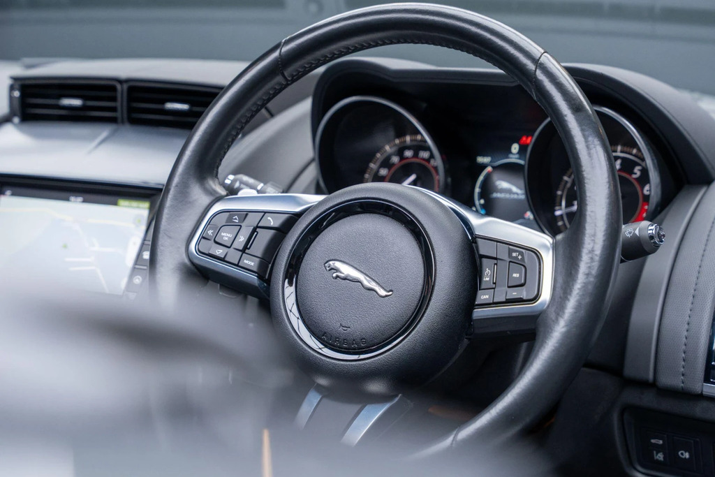Jaguar F-Type F-type V6 White #43