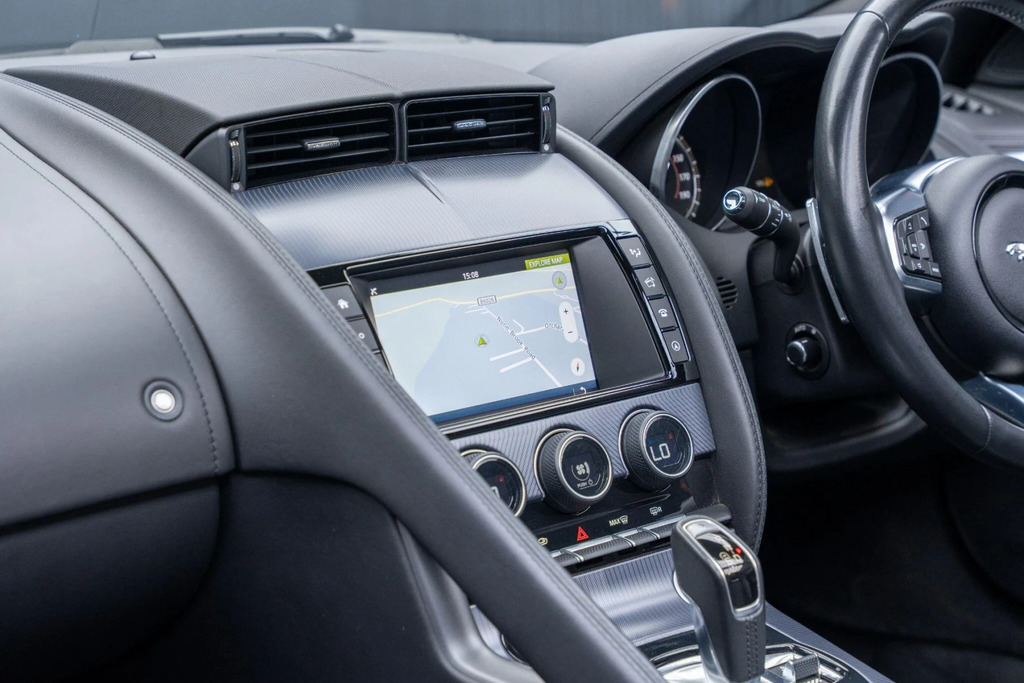 Jaguar F-Type F-type V6 White #46