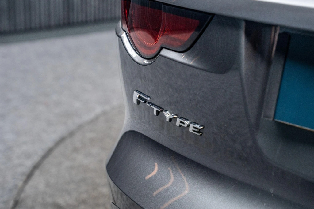 Jaguar F-Type F-type V6 White #28