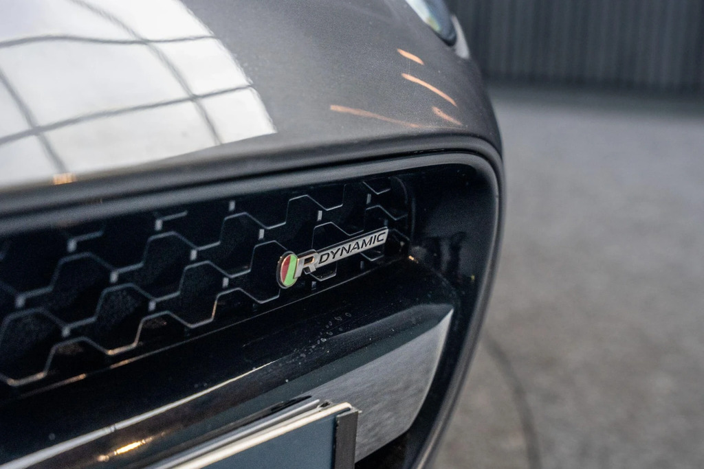 Jaguar F-Type F-type V6 White #40