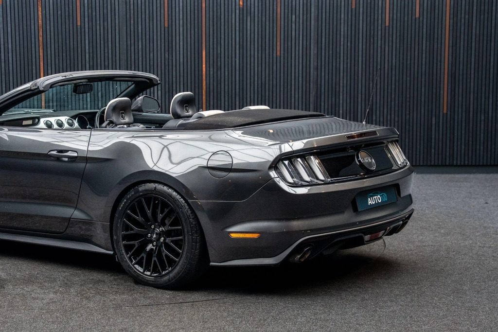 Ford Mustang Mustang Ecoboost Red #21