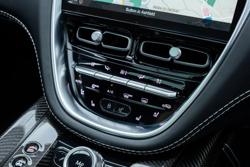 Aston Martin DBX V8 Dbx707 Touchtronic Red #22