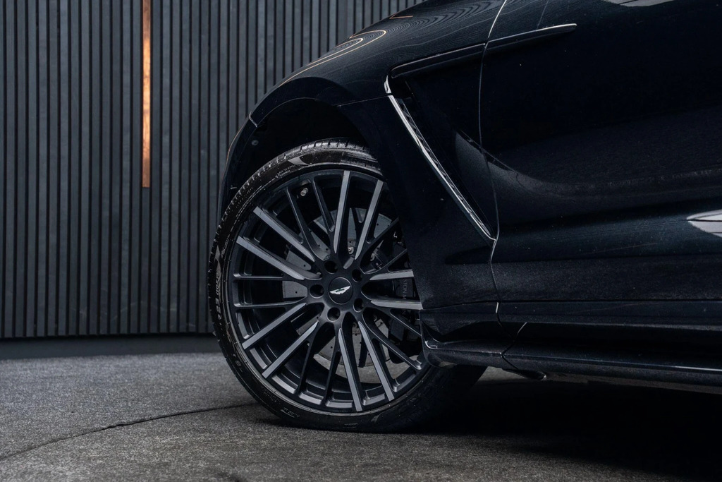 Aston Martin DBX V8 Dbx707 Touchtronic Red #15