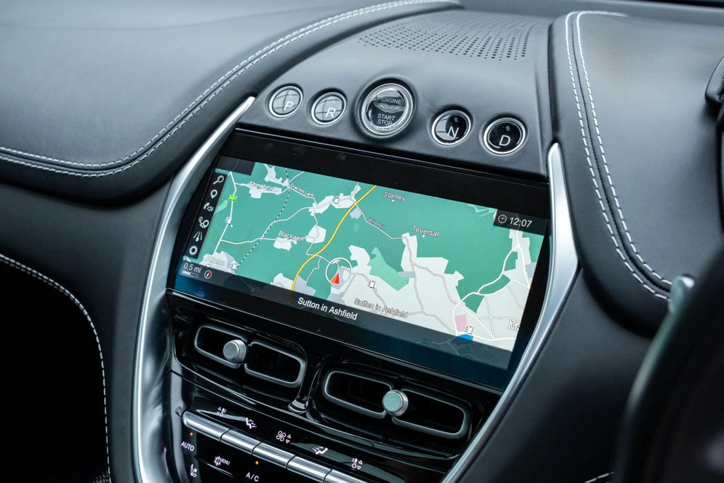 Aston Martin DBX V8 Dbx707 Touchtronic Red #10
