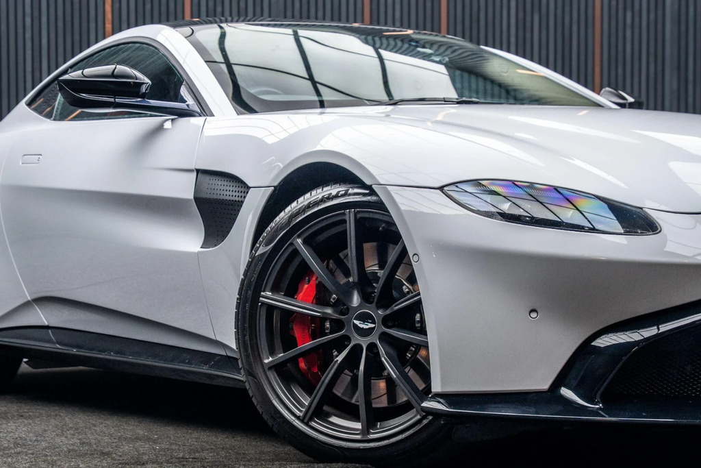 Aston Martin Vantage Zf 8 Speed 2019 Silver #7