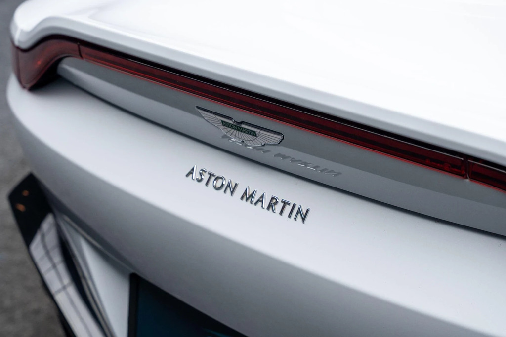 Aston Martin Vantage Zf 8 Speed 2019 Silver #22