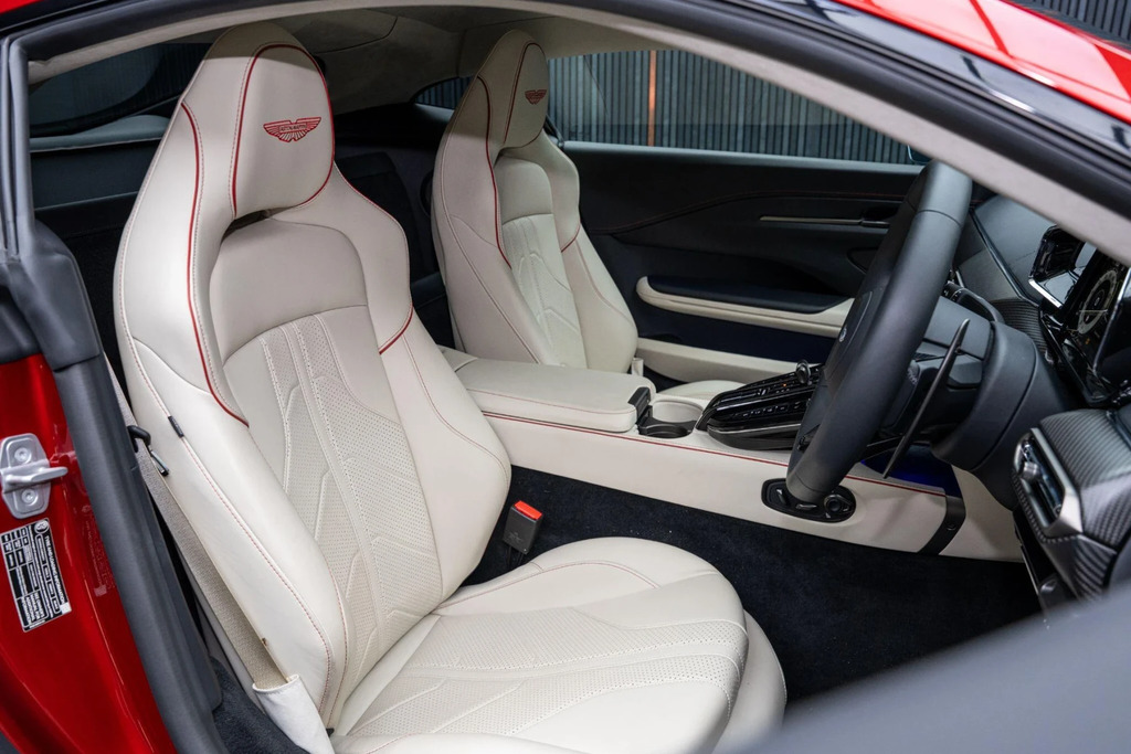 Aston Martin Vantage 4.0 V8 Euro 6 Red #2