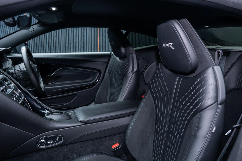 Aston Martin DB11 V8 Volante Silver #31