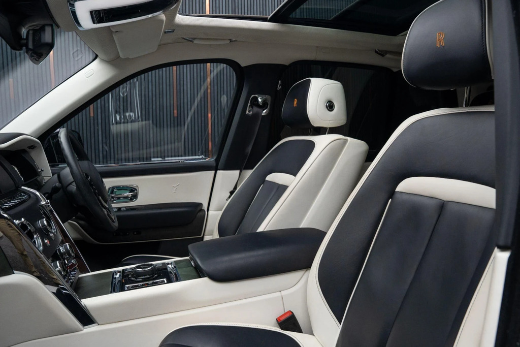 Rolls-Royce Cullinan 6.75 V12 4Wd Euro 6 GY22ZGB Black #2