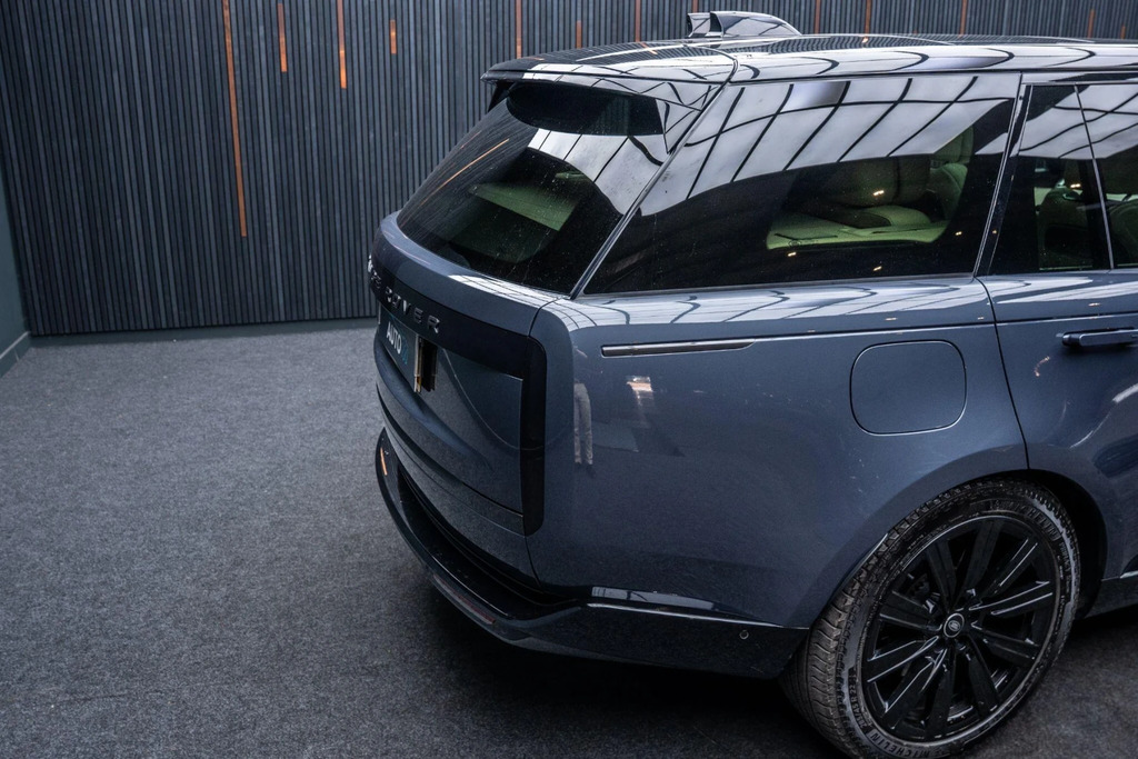 Land Rover Range Rover 2.0 D200 Mhev Dynamic Hse 2025 Grey #17
