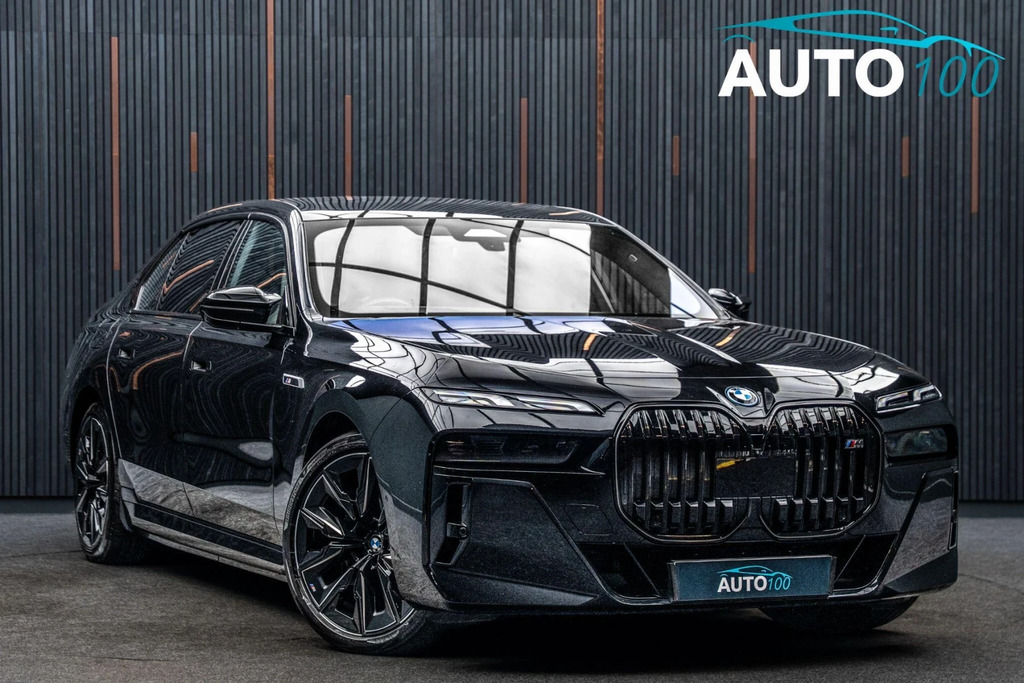 BMW i7 M70e 105.7Kwh Xdrive Black