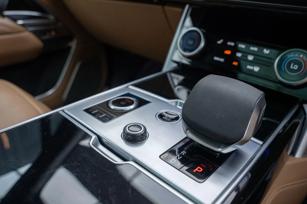 Land Rover Range Rover D350 Se  #28