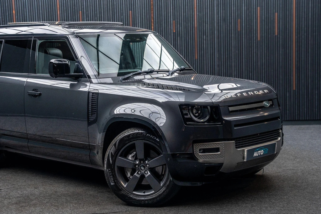 Land Rover Defender 130 X-dynamic Se Red #9