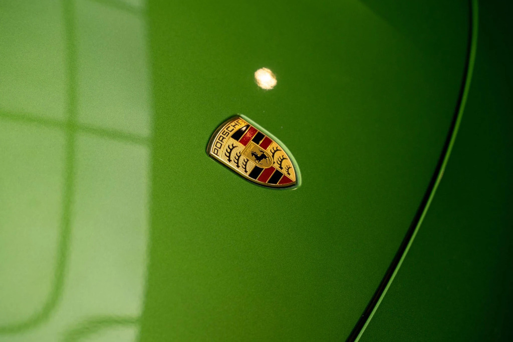 Porsche Taycan Saloon Grey #29