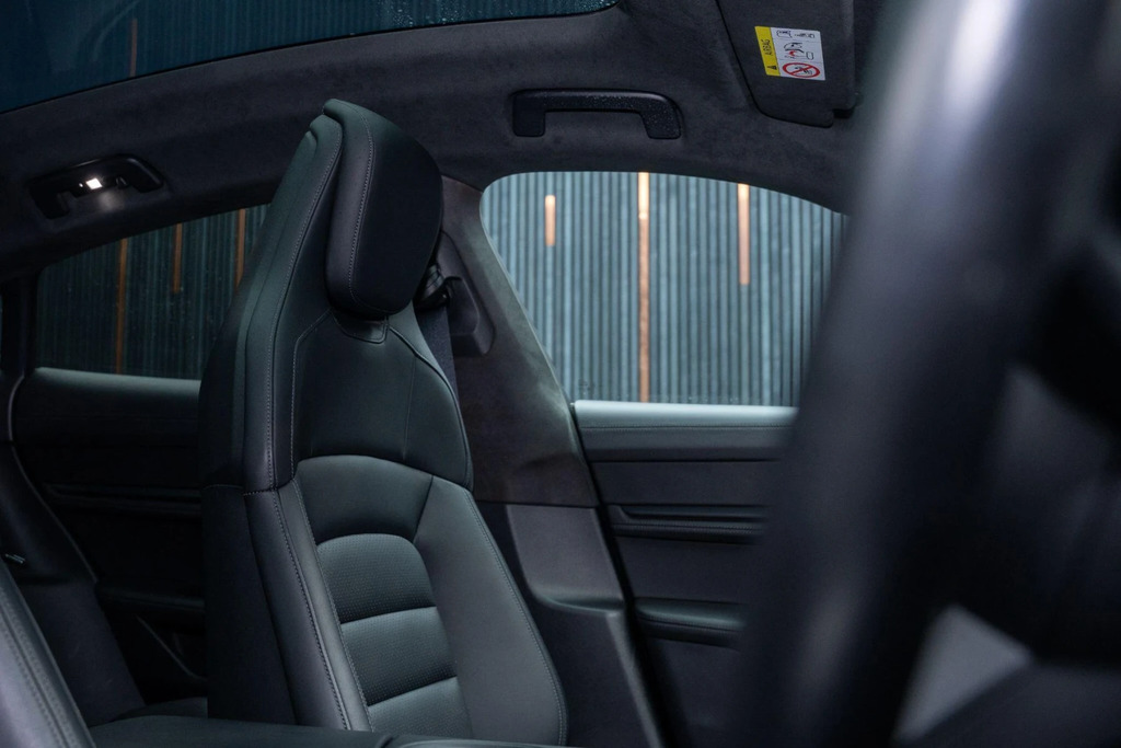 Porsche Taycan Saloon Grey #24
