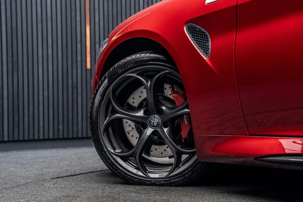 Alfa Romeo Giulia Giulia Veloce Tb Red #15