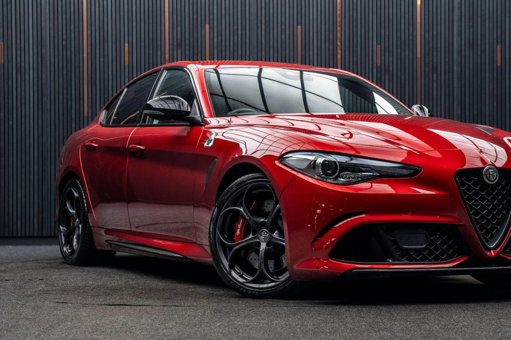 Alfa Romeo Giulia Giulia Veloce Tb Red #7