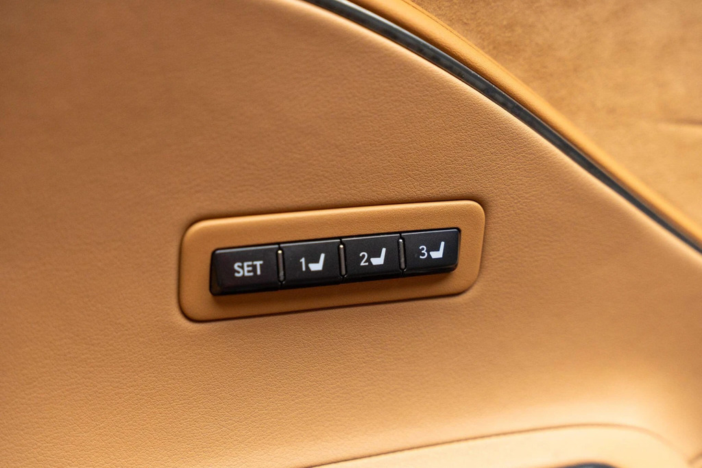 Lexus LC 5.0 Sport Plus Pack Mark Levinson Heads Up Display  #23