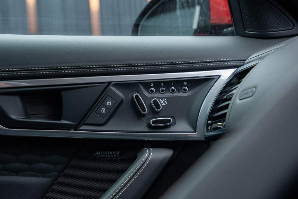 Jaguar F-Type F-type V8 R Awd Grey #16